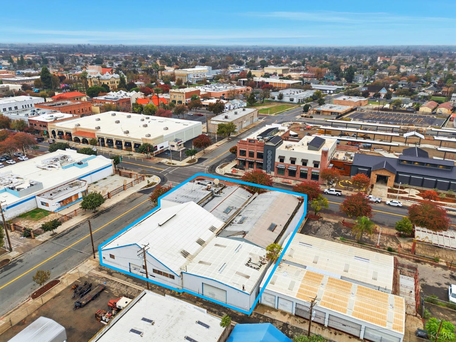 203 E 7th St, Hanford, CA 93230