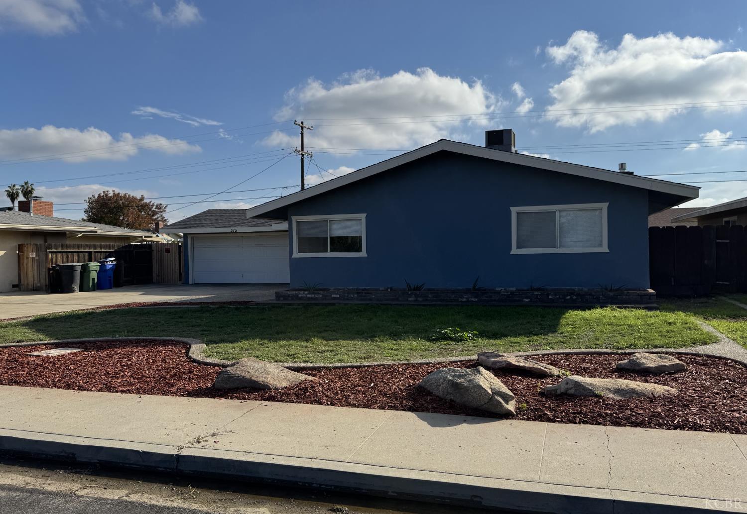 315 W Glendale Ave, Lemoore, CA 93245