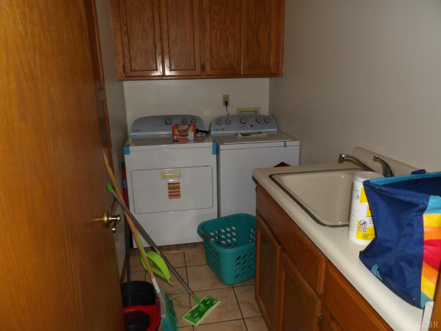 495 Ash St, Lemoore, CA 93245