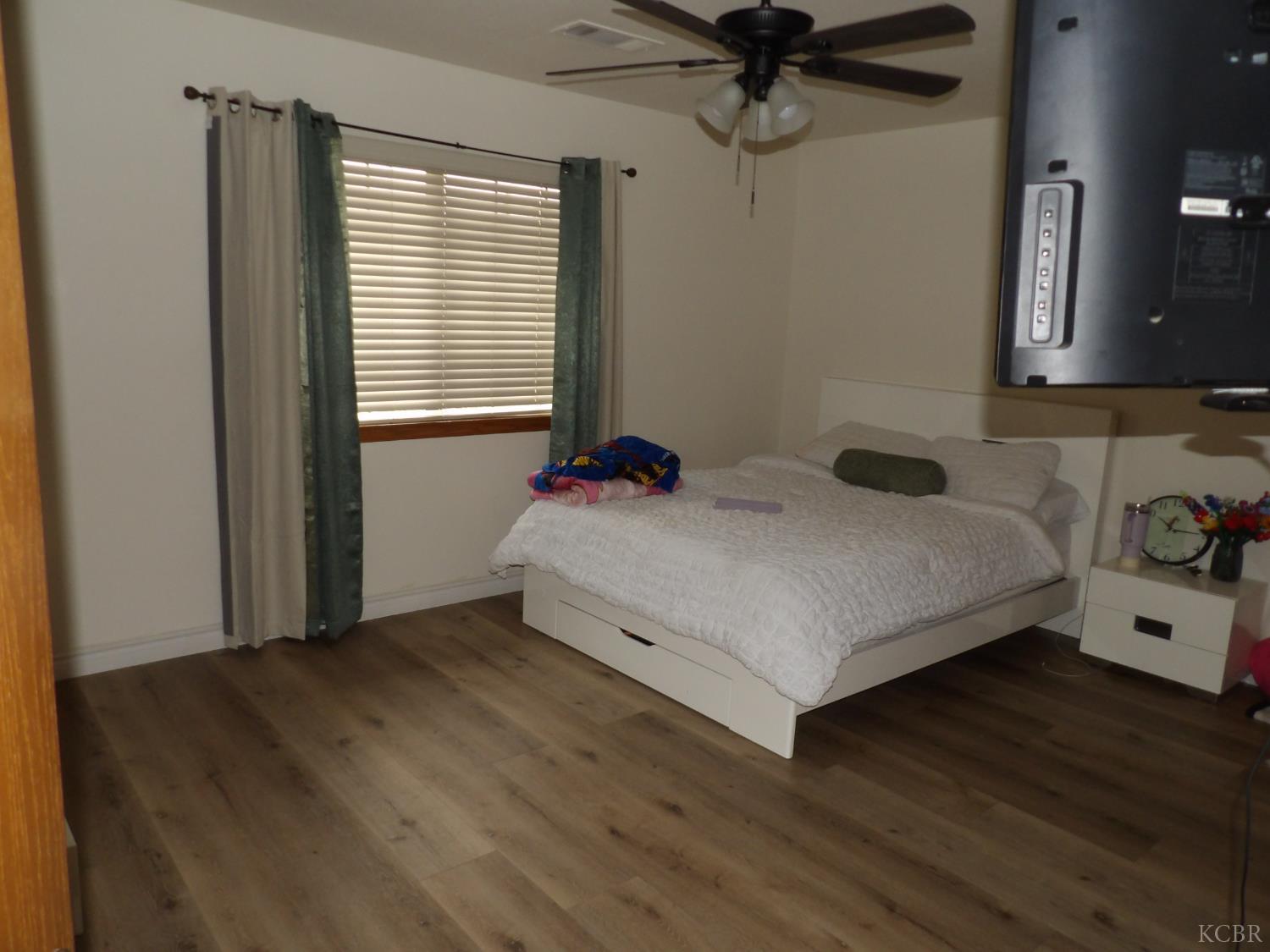 495 Ash St, Lemoore, CA 93245