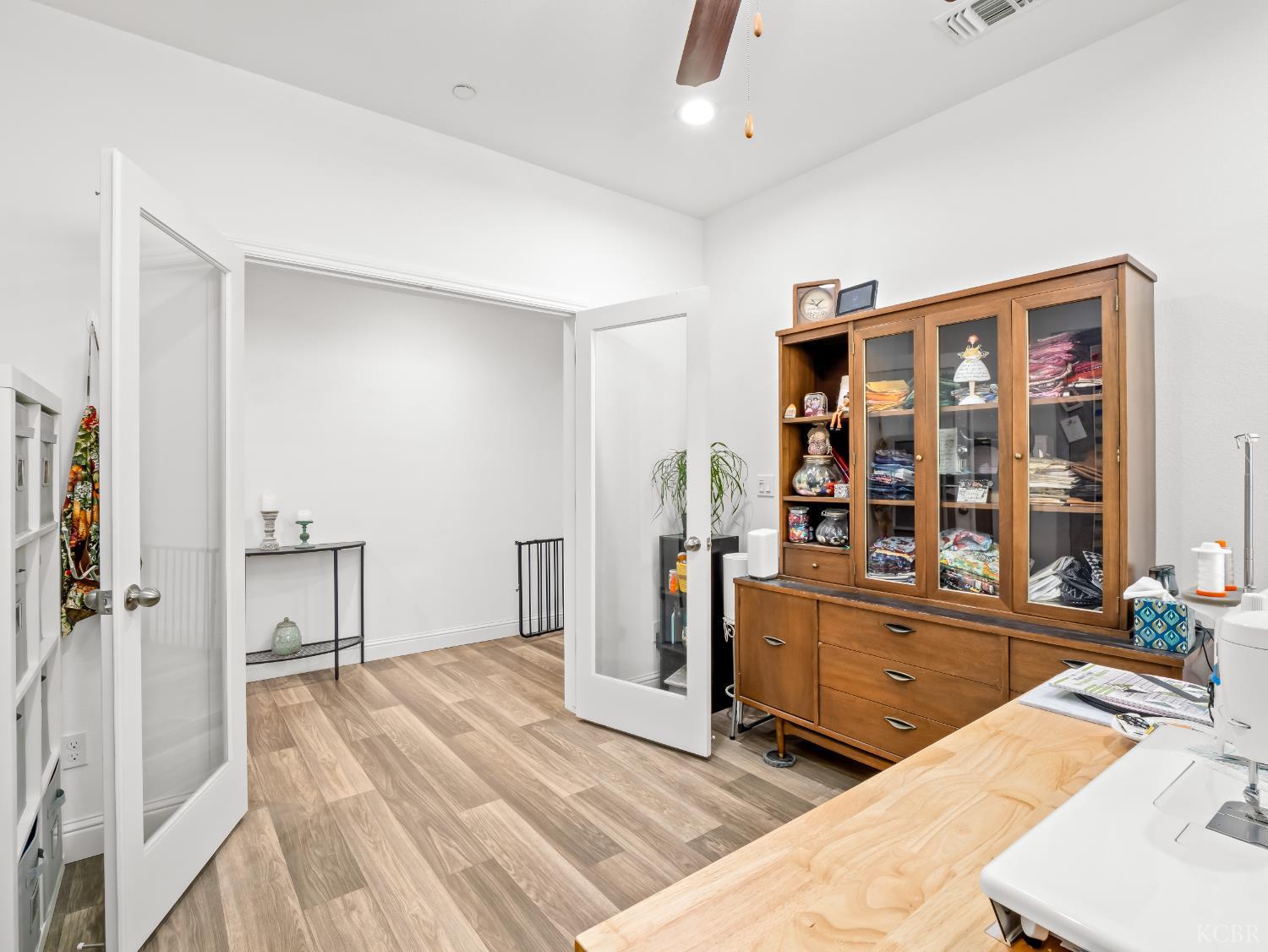 425 Karen Ave, Kerman, CA 93630