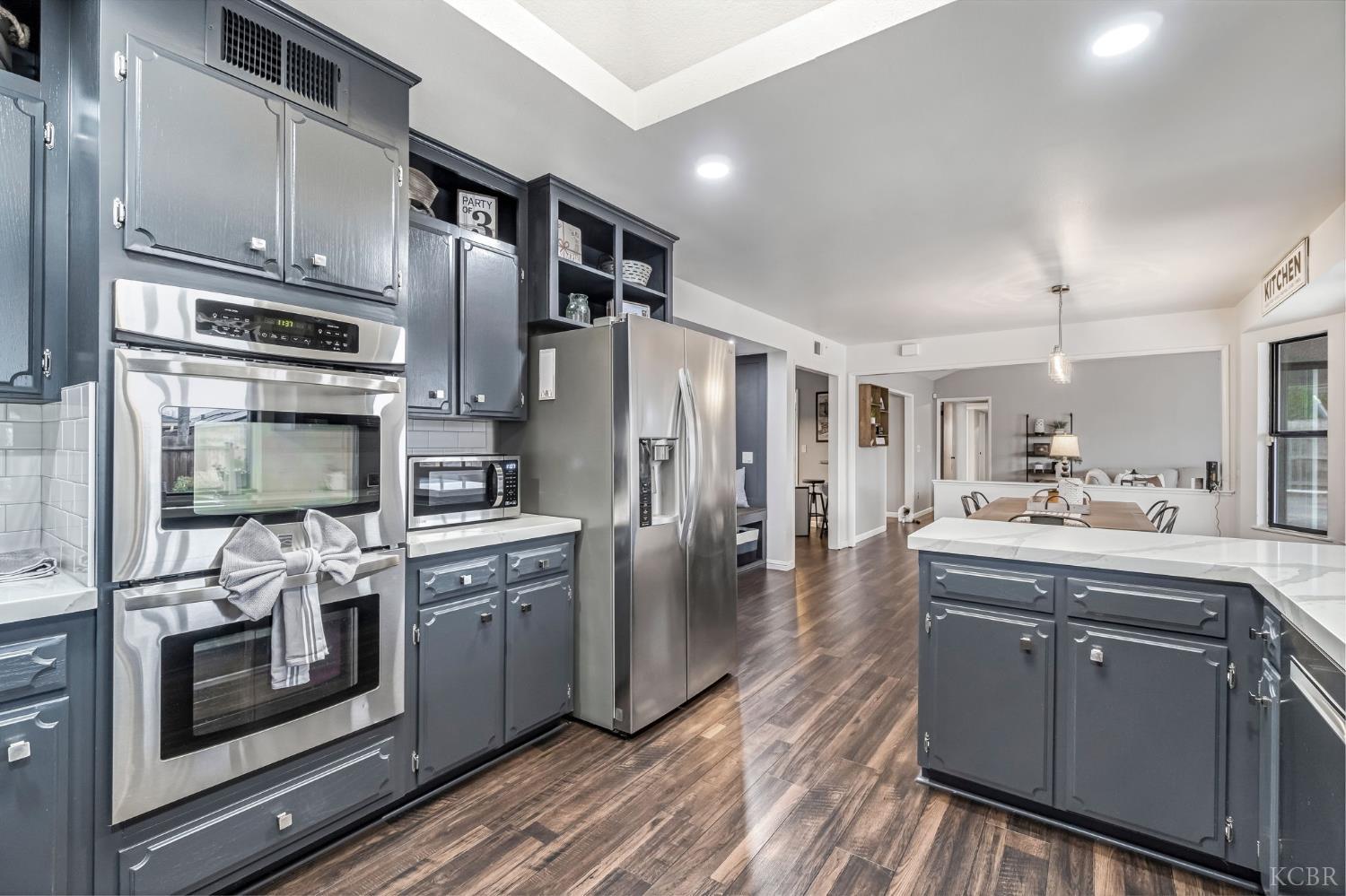 2957 Aspen St, Hanford, CA 93230