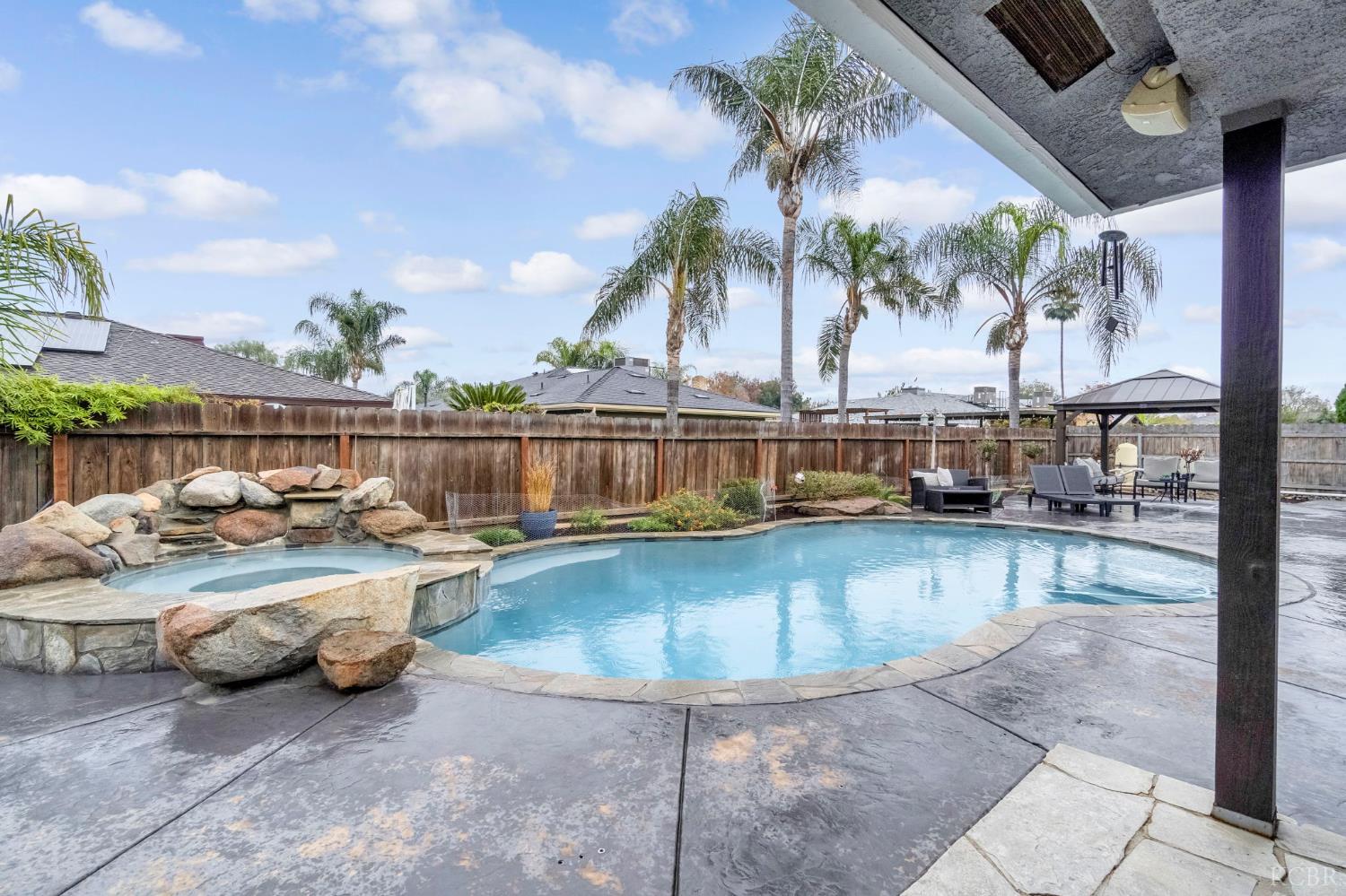 2957 Aspen St, Hanford, CA 93230