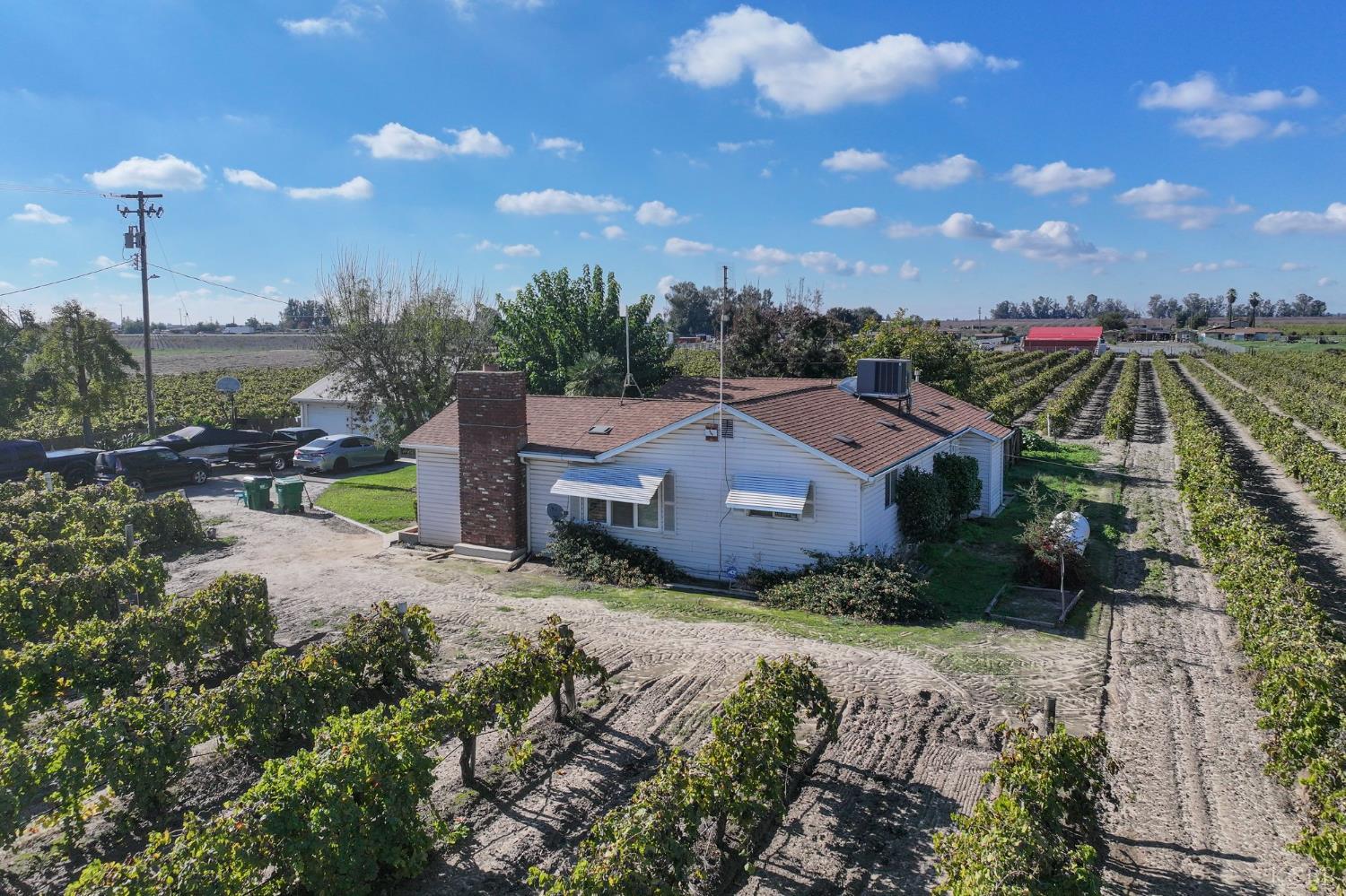 12615 S Mitchell Ave, Selma, CA 93662