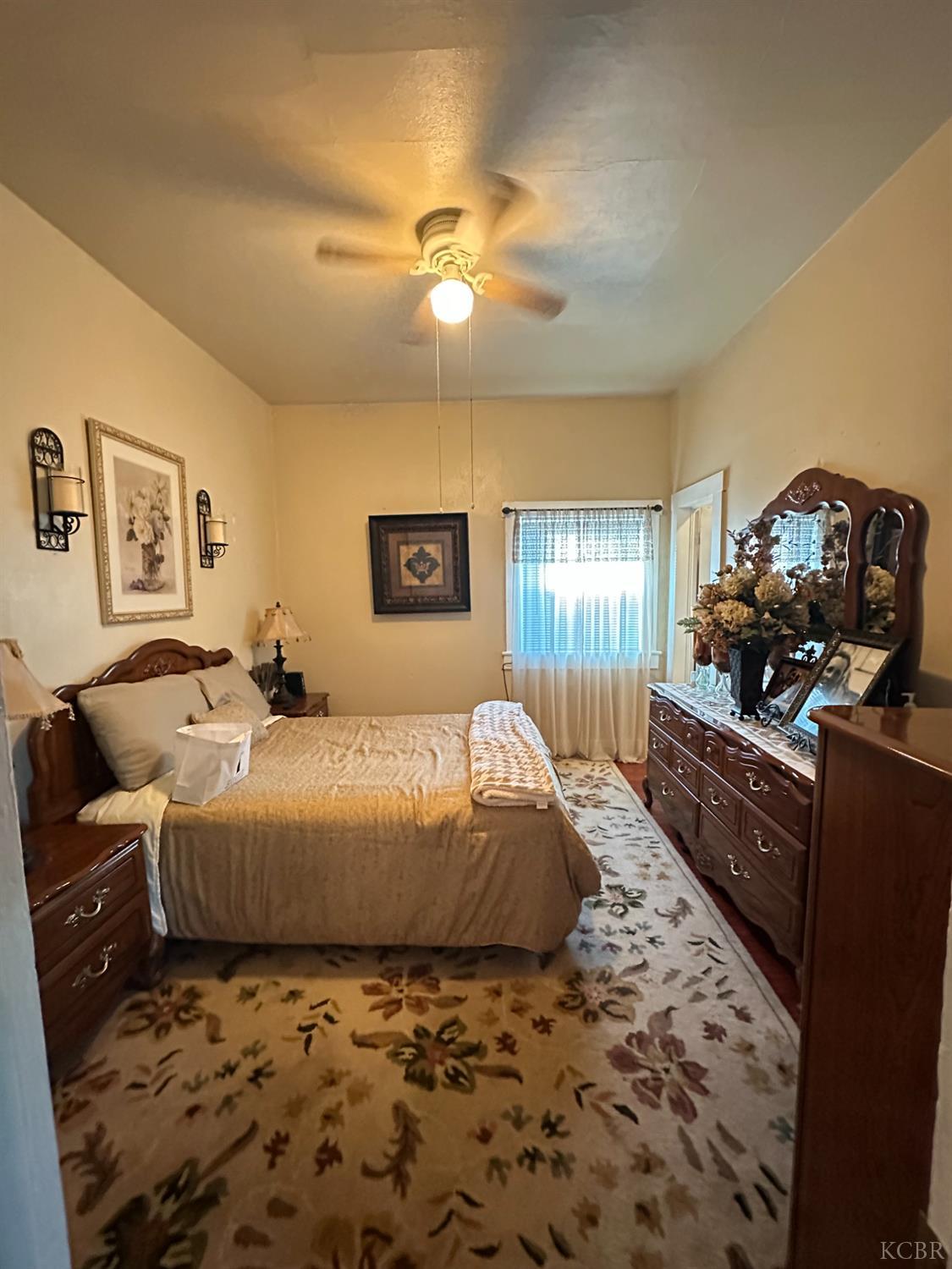 14623 Johnson St, Hanford, CA 93230