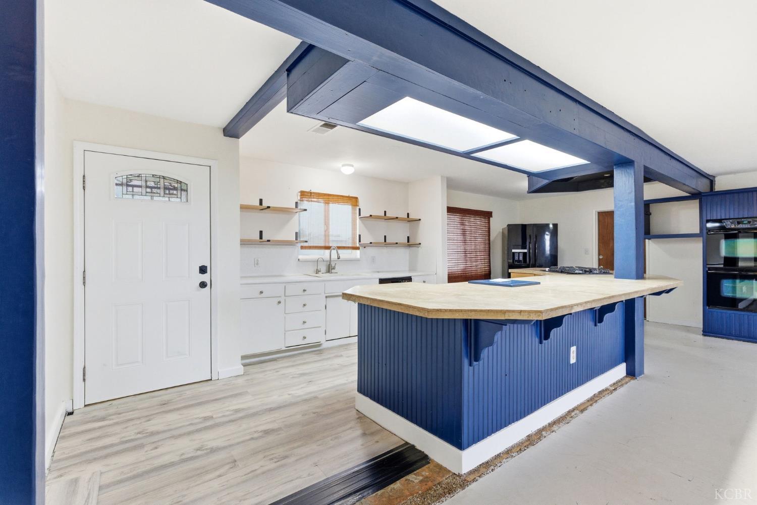 10139 David St, Hanford, CA 93230