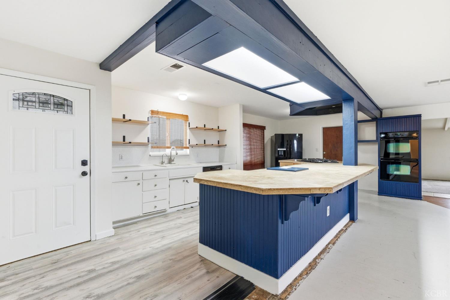 10139 David St, Hanford, CA 93230