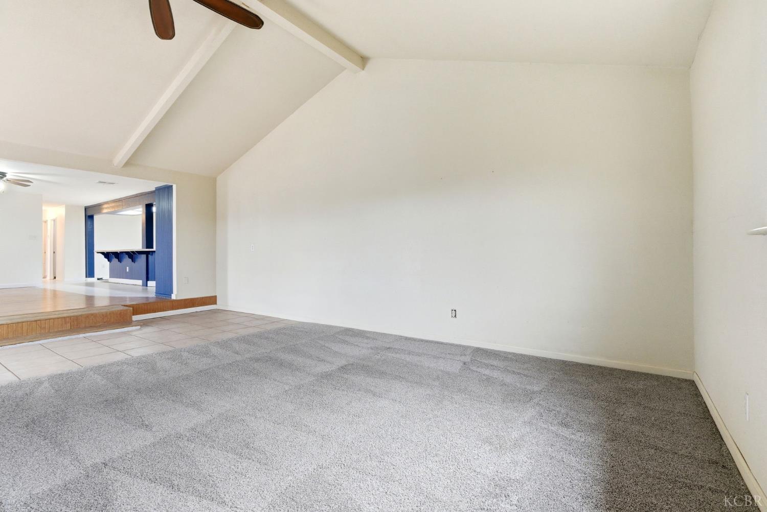 10139 David St, Hanford, CA 93230