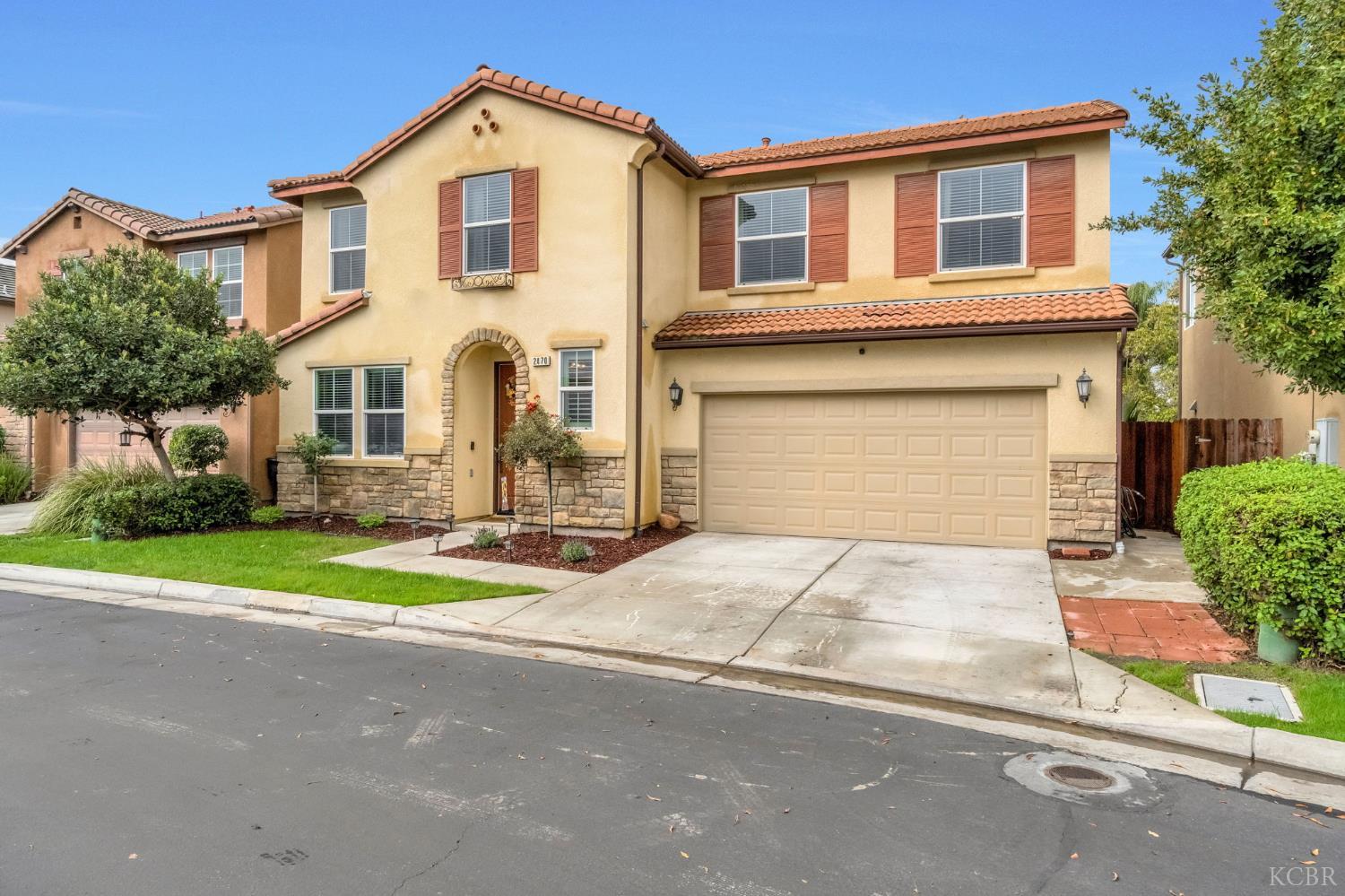 2470 Chardonnay Pl, Hanford, CA 93230