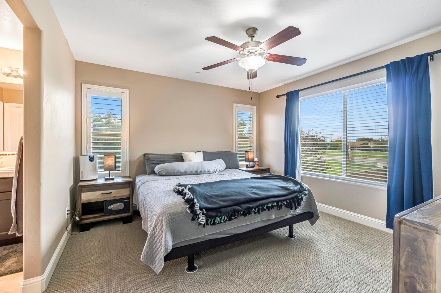 2470 Chardonnay Pl, Hanford, CA 93230