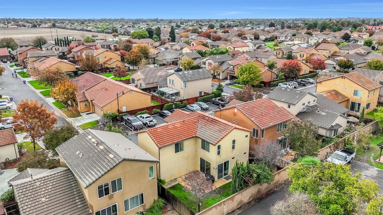 2470 Chardonnay Pl, Hanford, CA 93230