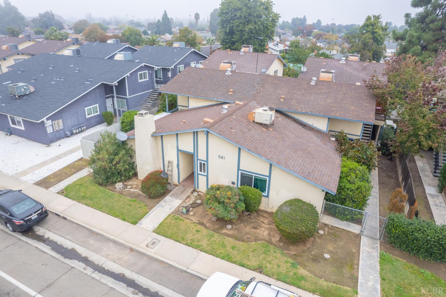 541 W Ashlan Ave, Clovis, CA 93612