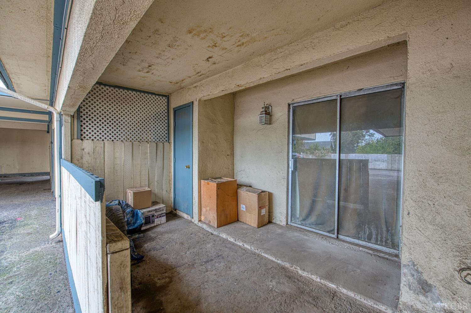 541 W Ashlan Ave, Clovis, CA 93612