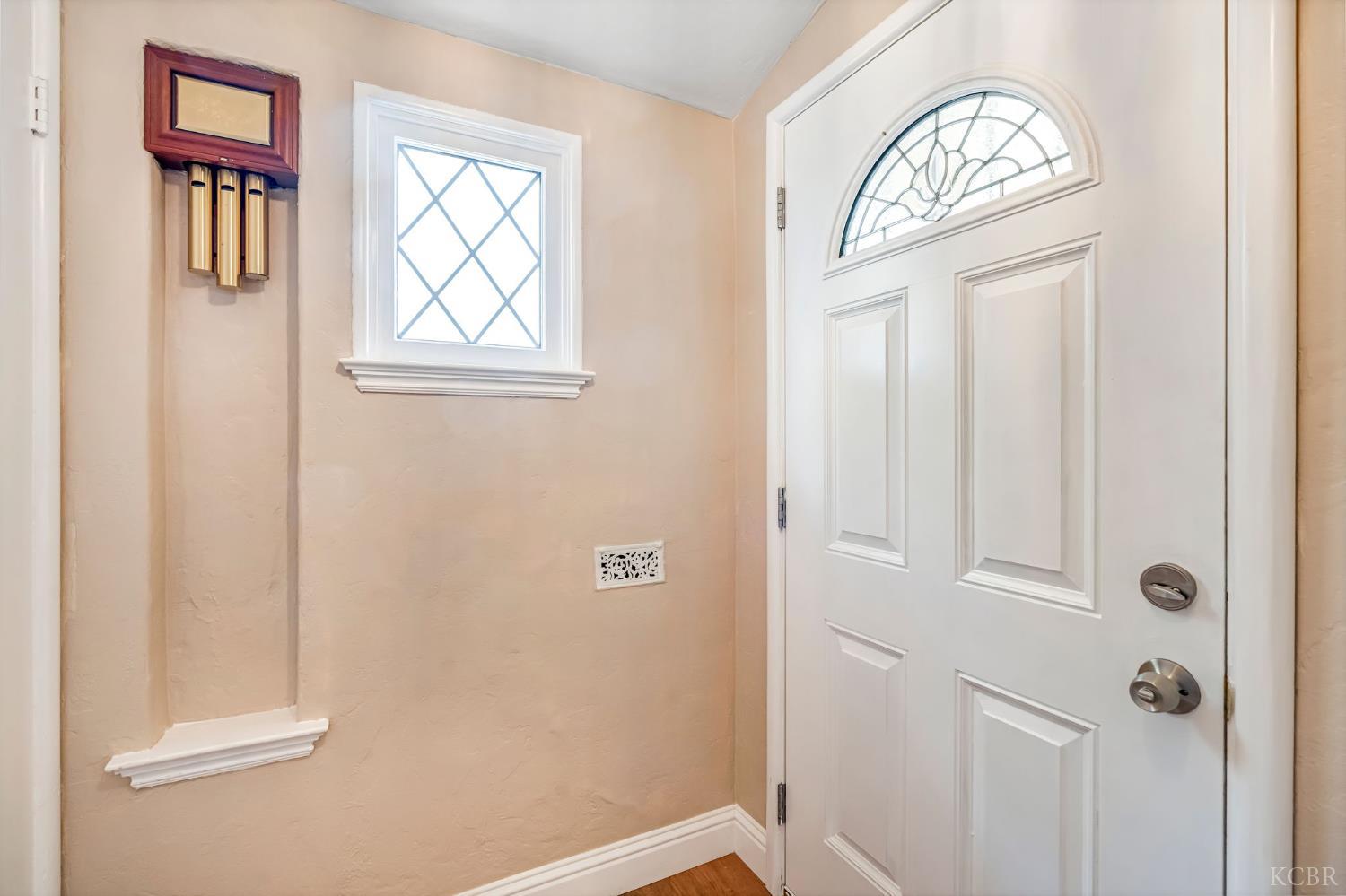 1802 McKinley Ave, Hanford, CA 93230