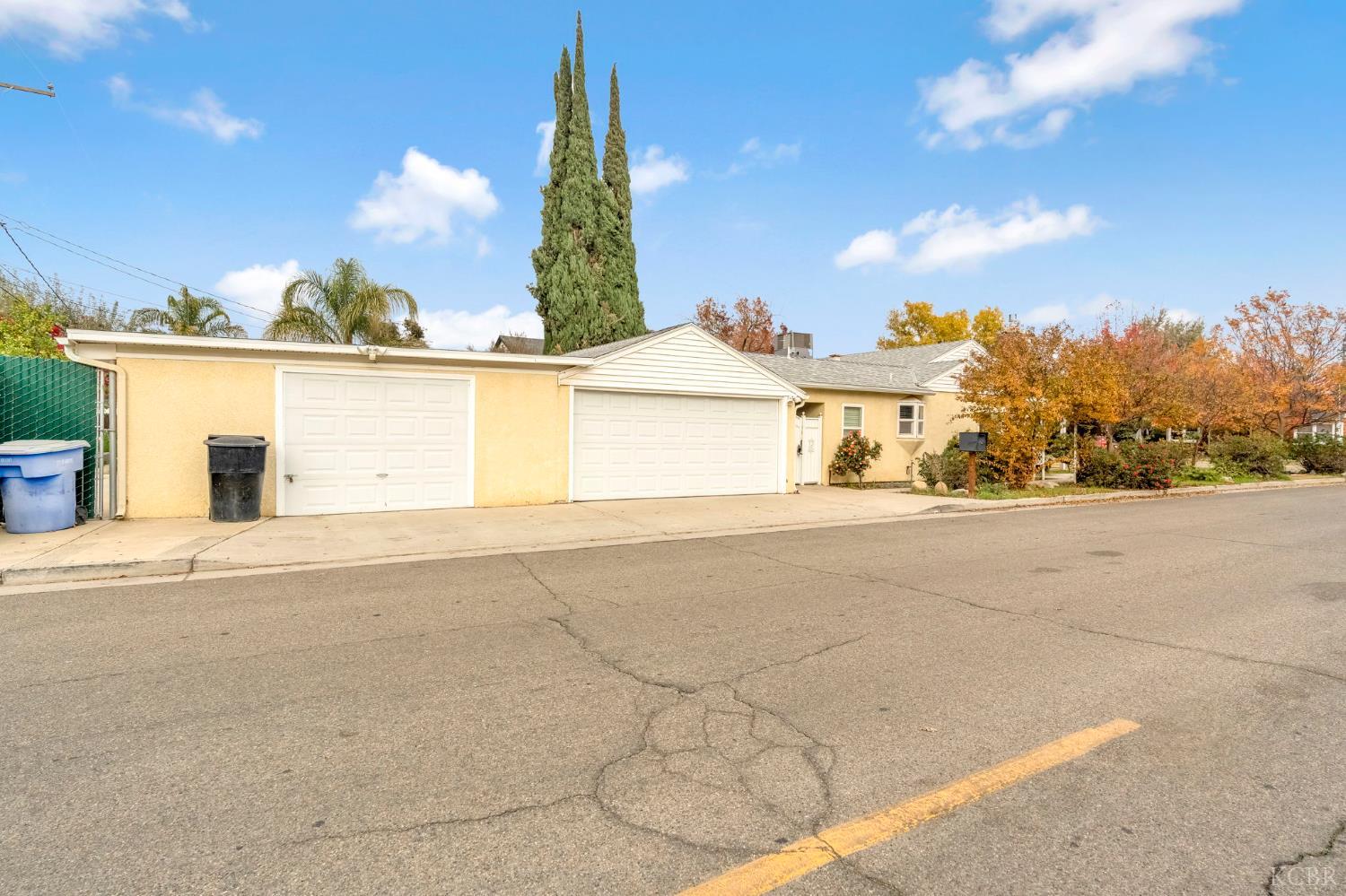 1802 McKinley Ave, Hanford, CA 93230