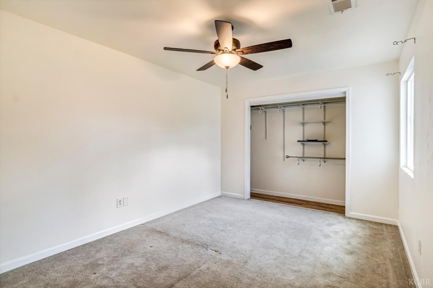 1359 Acacia Ct, Lemoore, CA 93245