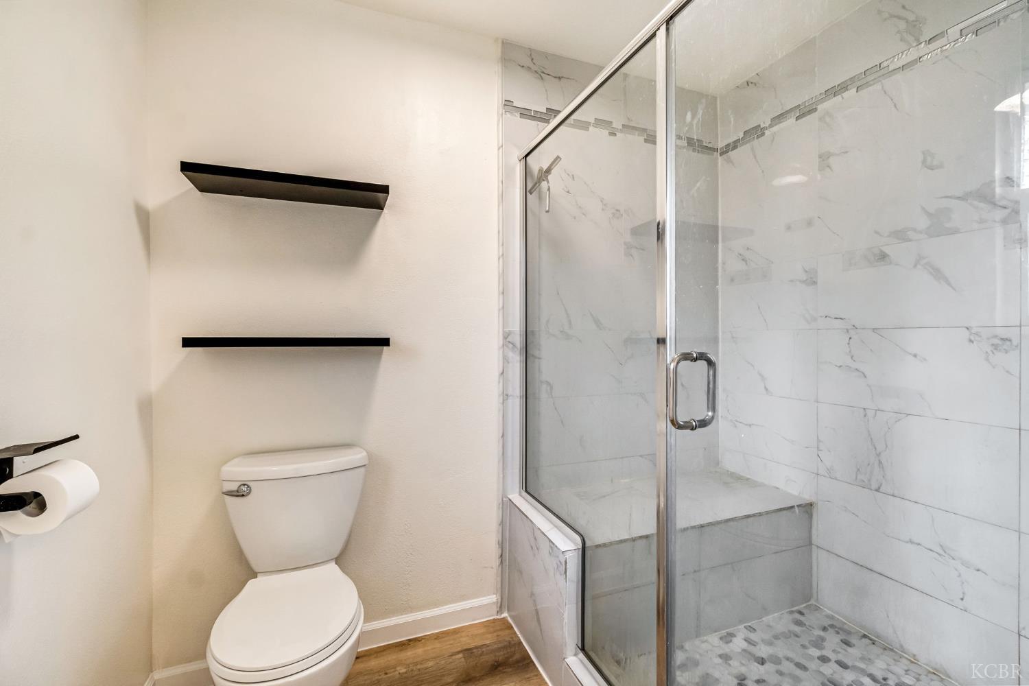 1359 Acacia Ct, Lemoore, CA 93245