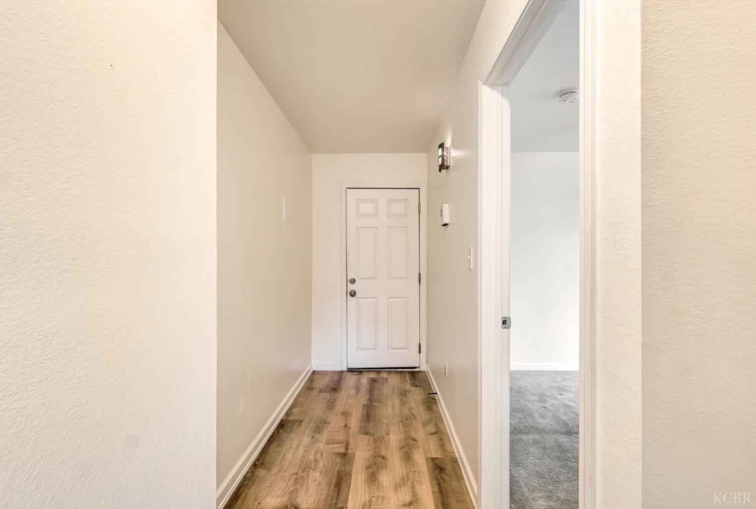 1359 Acacia Ct, Lemoore, CA 93245