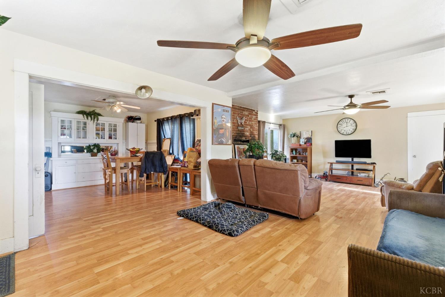 37801 Road 200, Woodlake, CA 93286