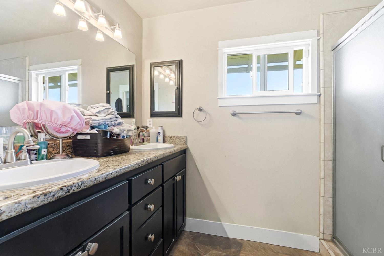 37801 Road 200, Woodlake, CA 93286