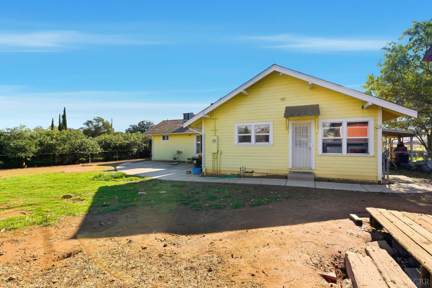 37801 Road 200, Woodlake, CA 93286