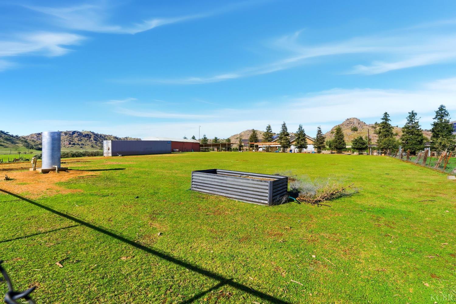 37801 Road 200, Woodlake, CA 93286