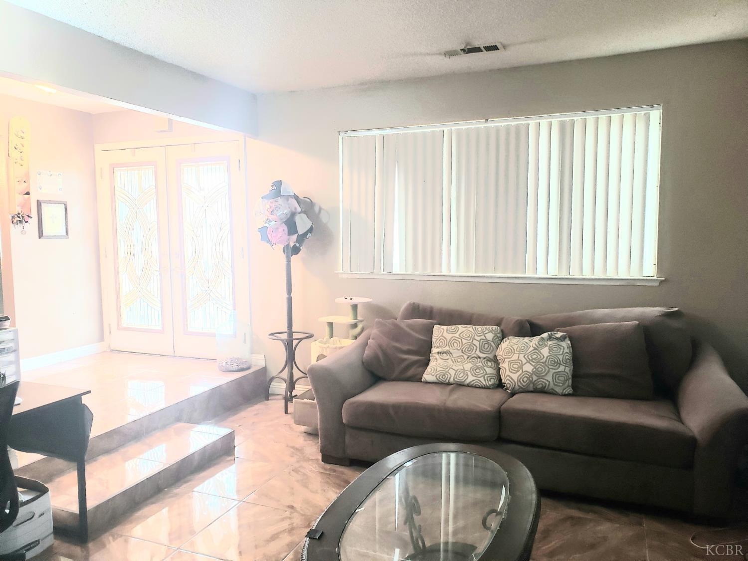 150 W Deodar Ln, Lemoore, CA 93245