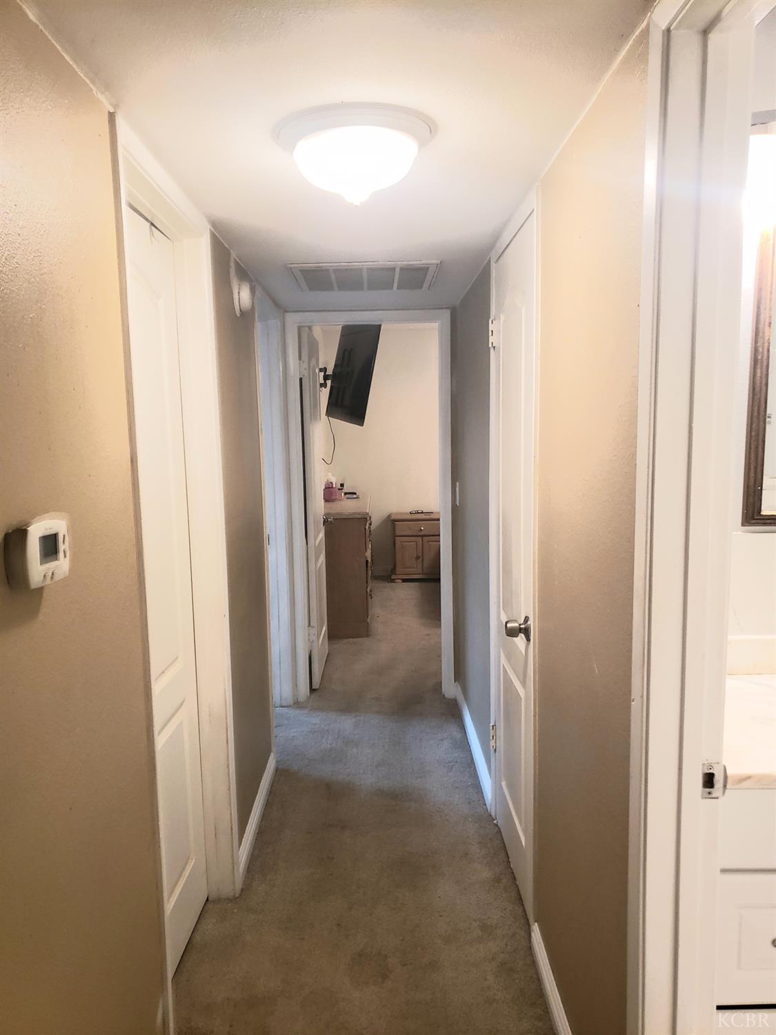 150 W Deodar Ln, Lemoore, CA 93245