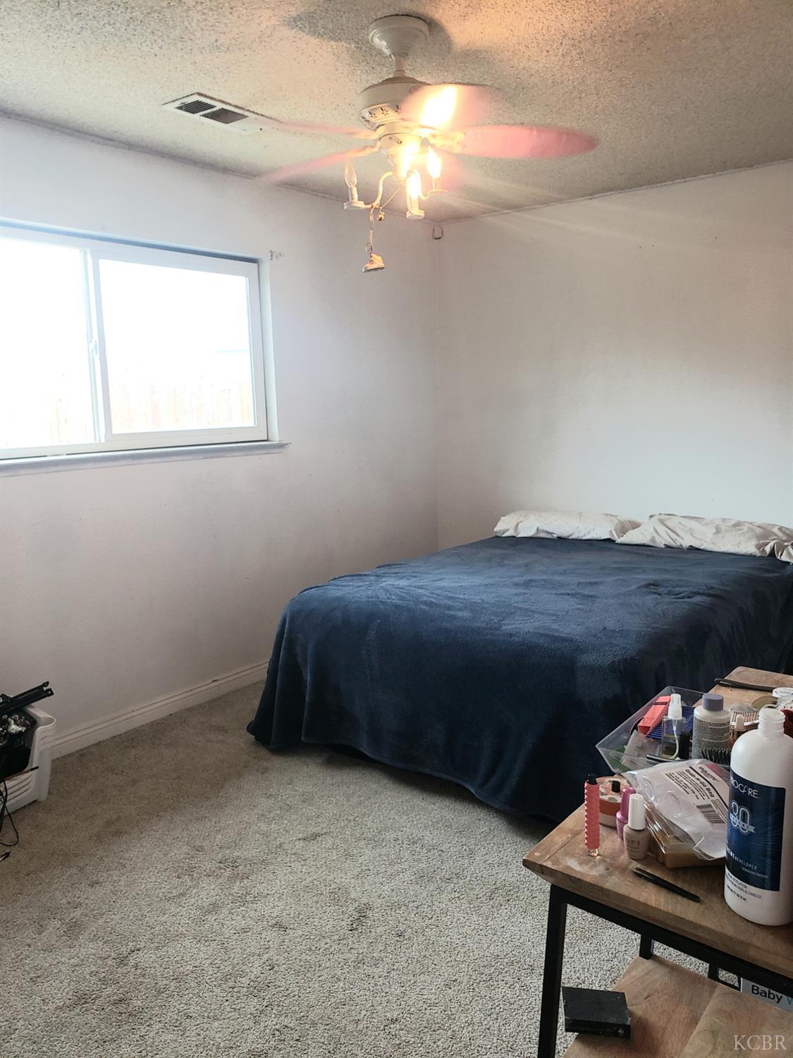 150 W Deodar Ln, Lemoore, CA 93245