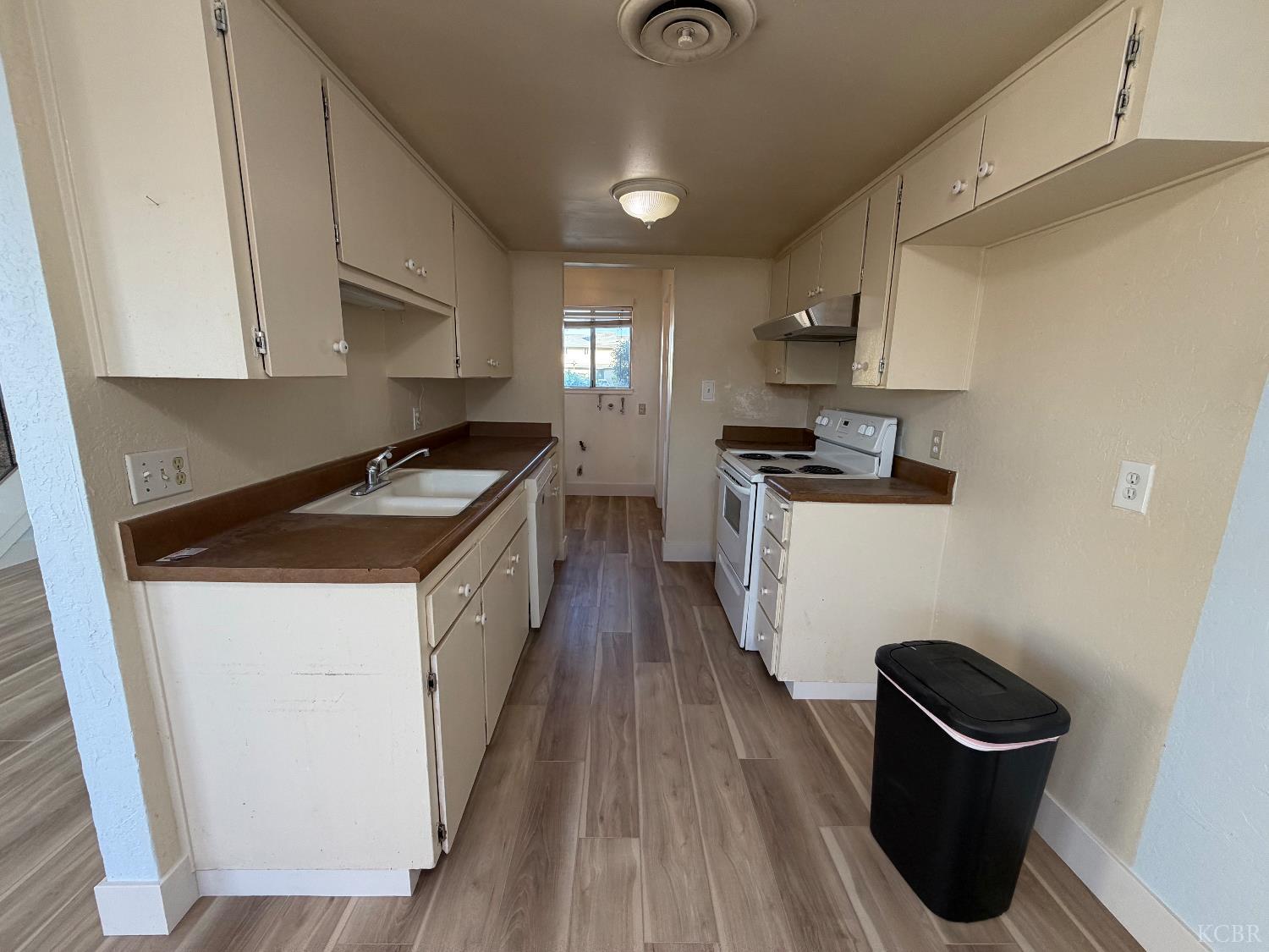 4908 N Winery Cir, Fresno, CA 93726