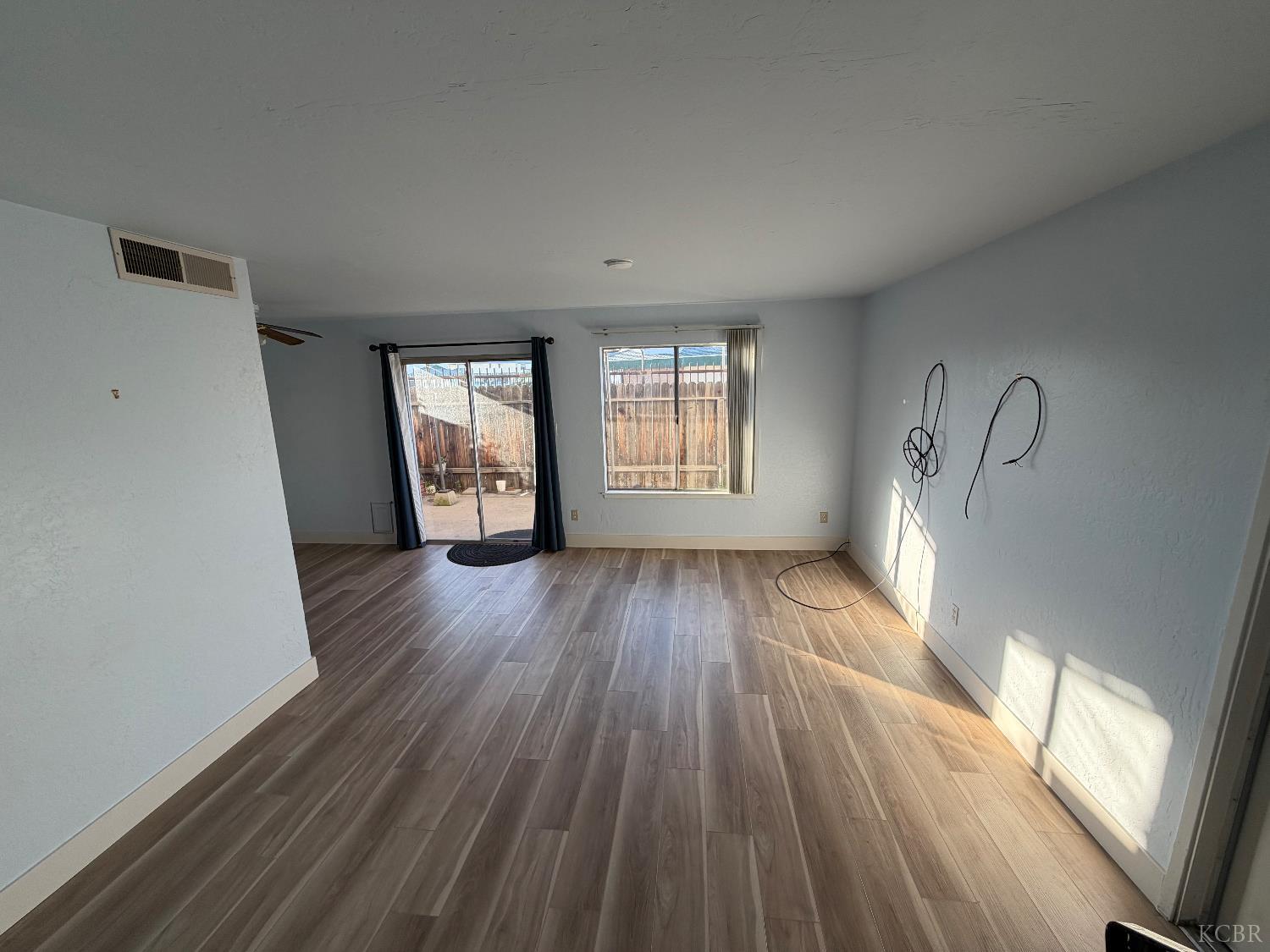 4908 N Winery Cir, Fresno, CA 93726