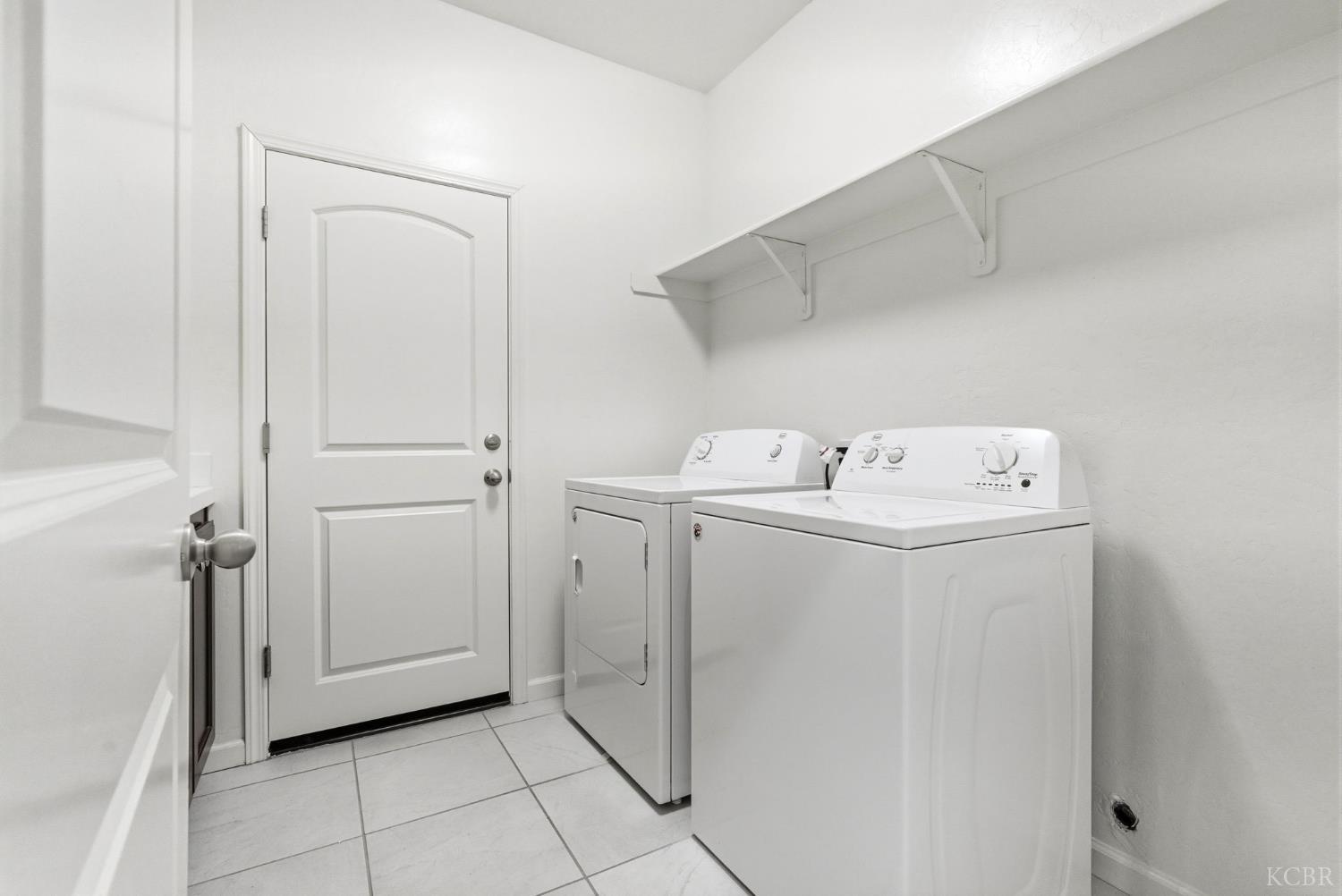 4613 W Payson Ct, Visalia, CA 93291