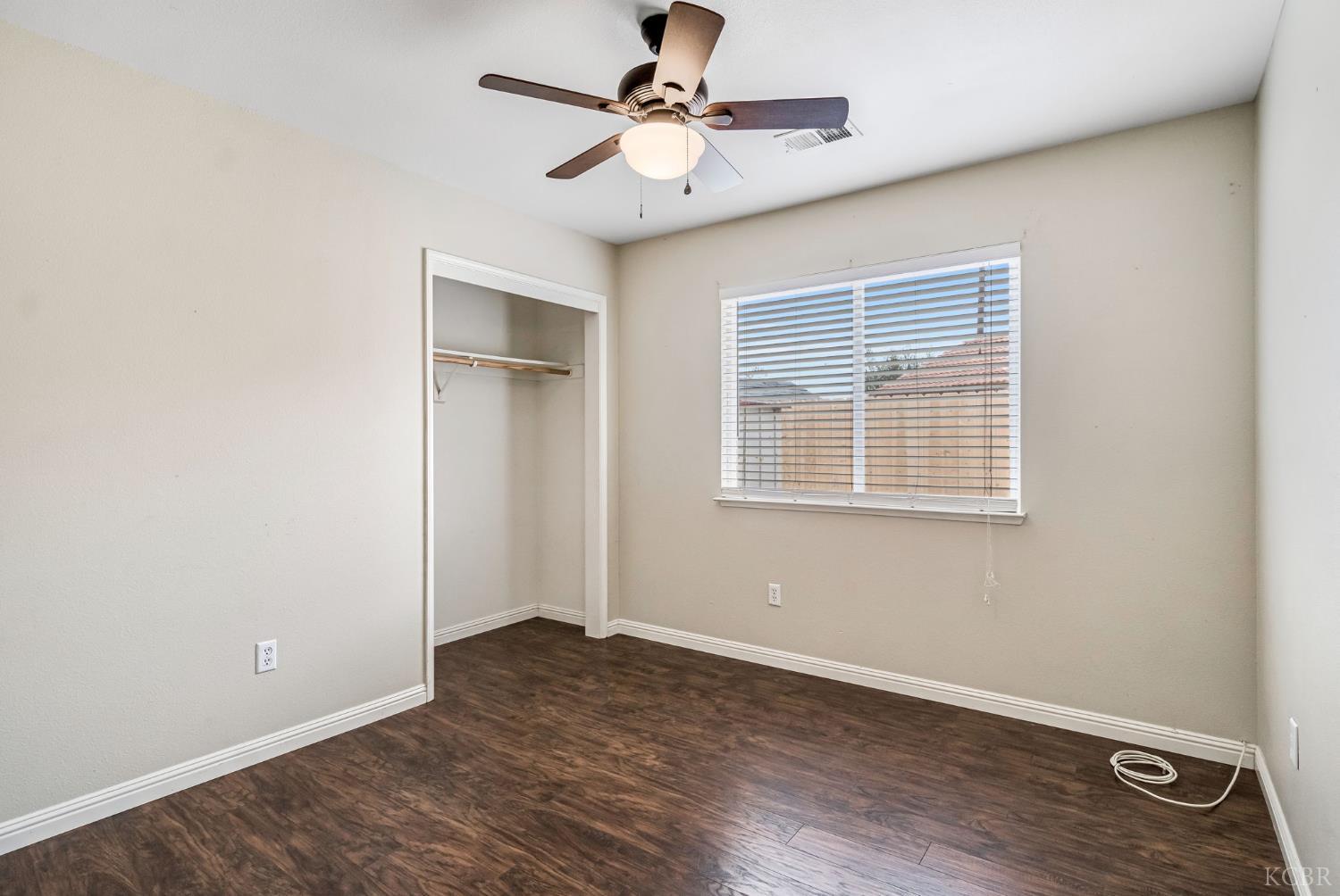 960 Geneva Dr, Lemoore, CA 93245