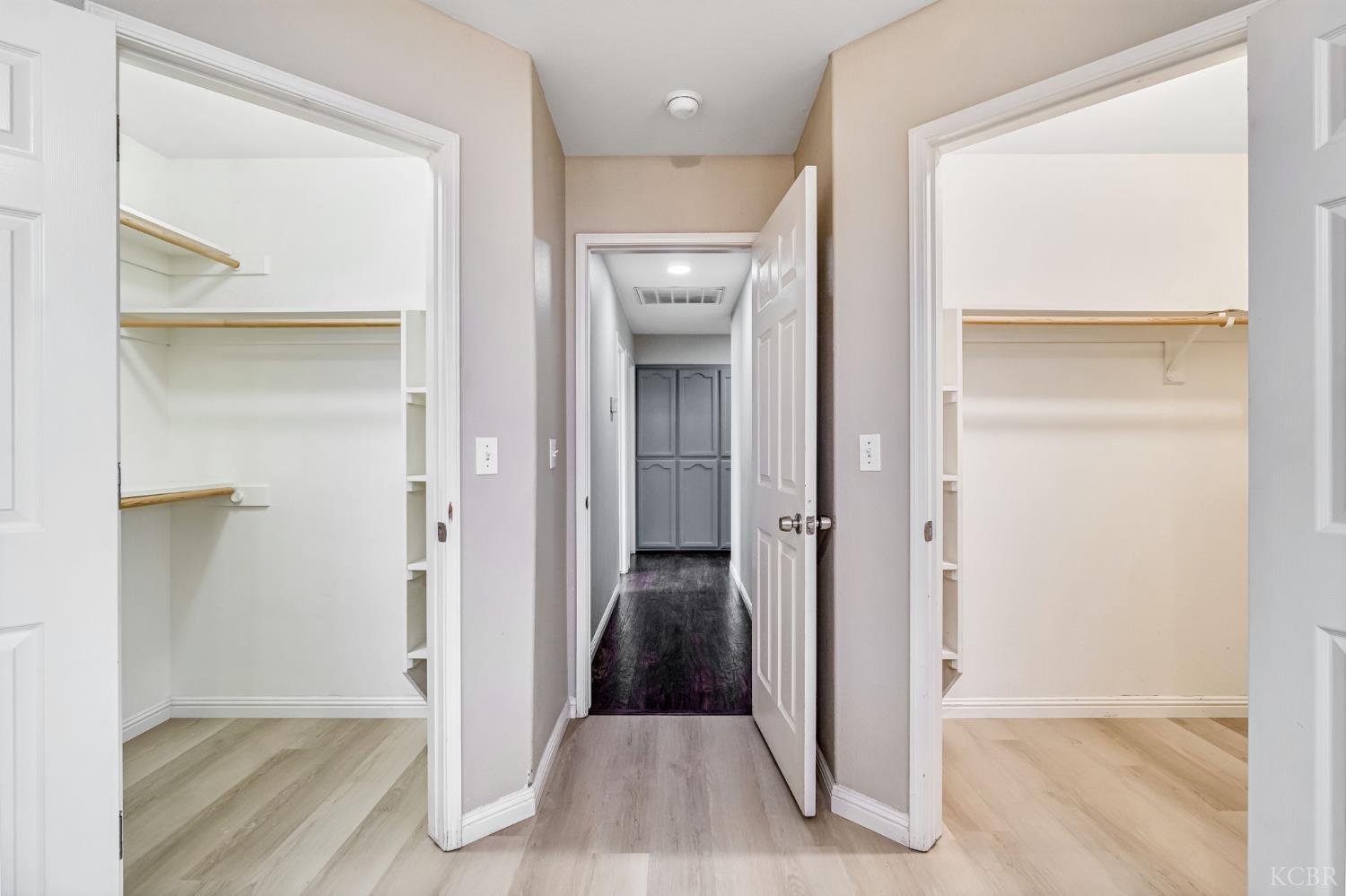 960 Geneva Dr, Lemoore, CA 93245