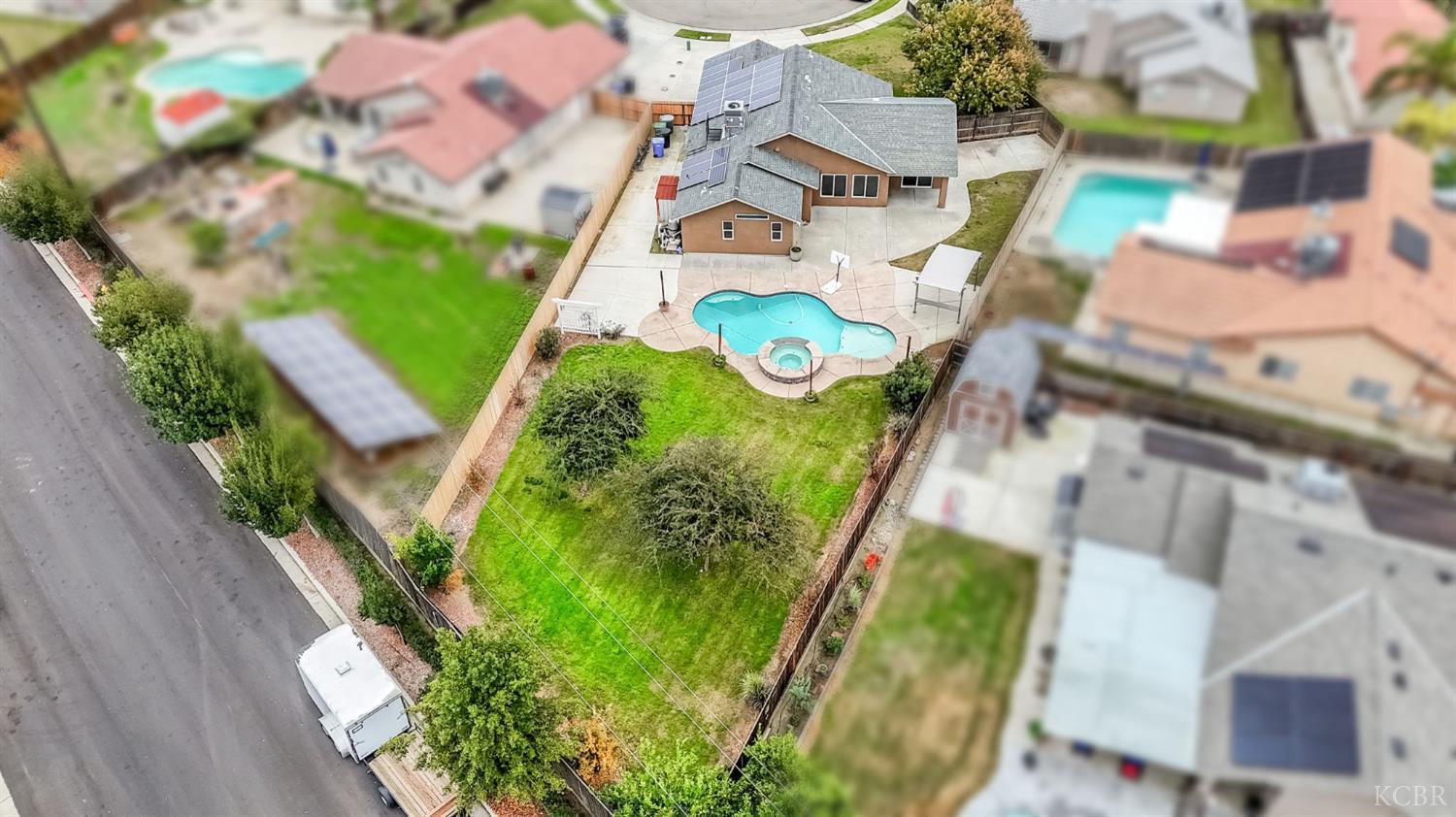 960 Geneva Dr, Lemoore, CA 93245