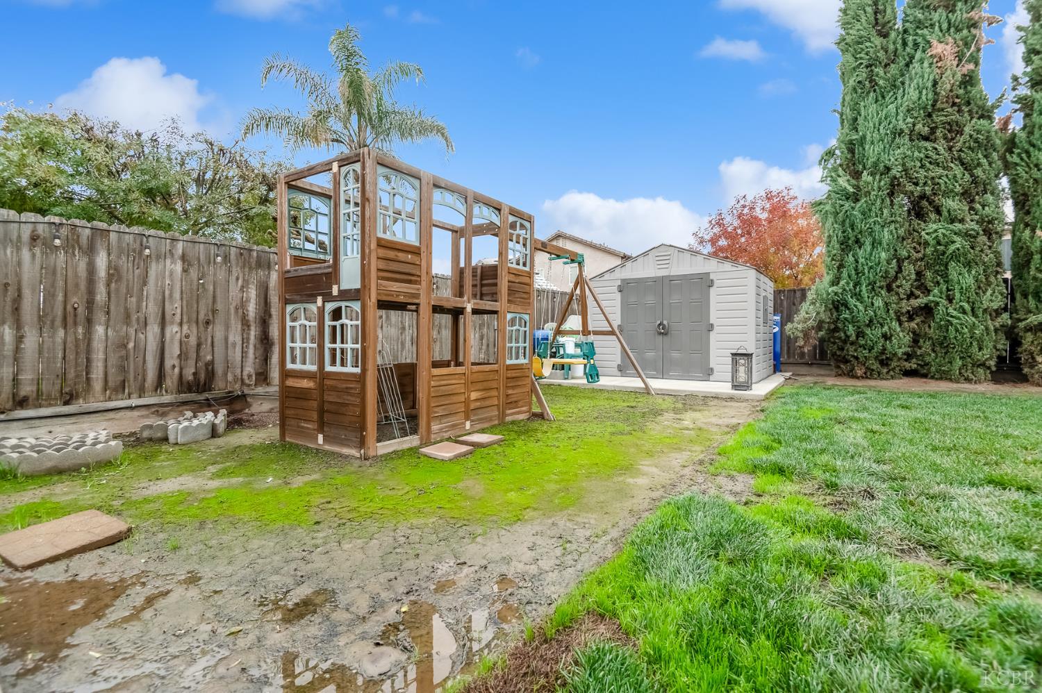 1942 N Sonoma Ct, Hanford, CA 93230