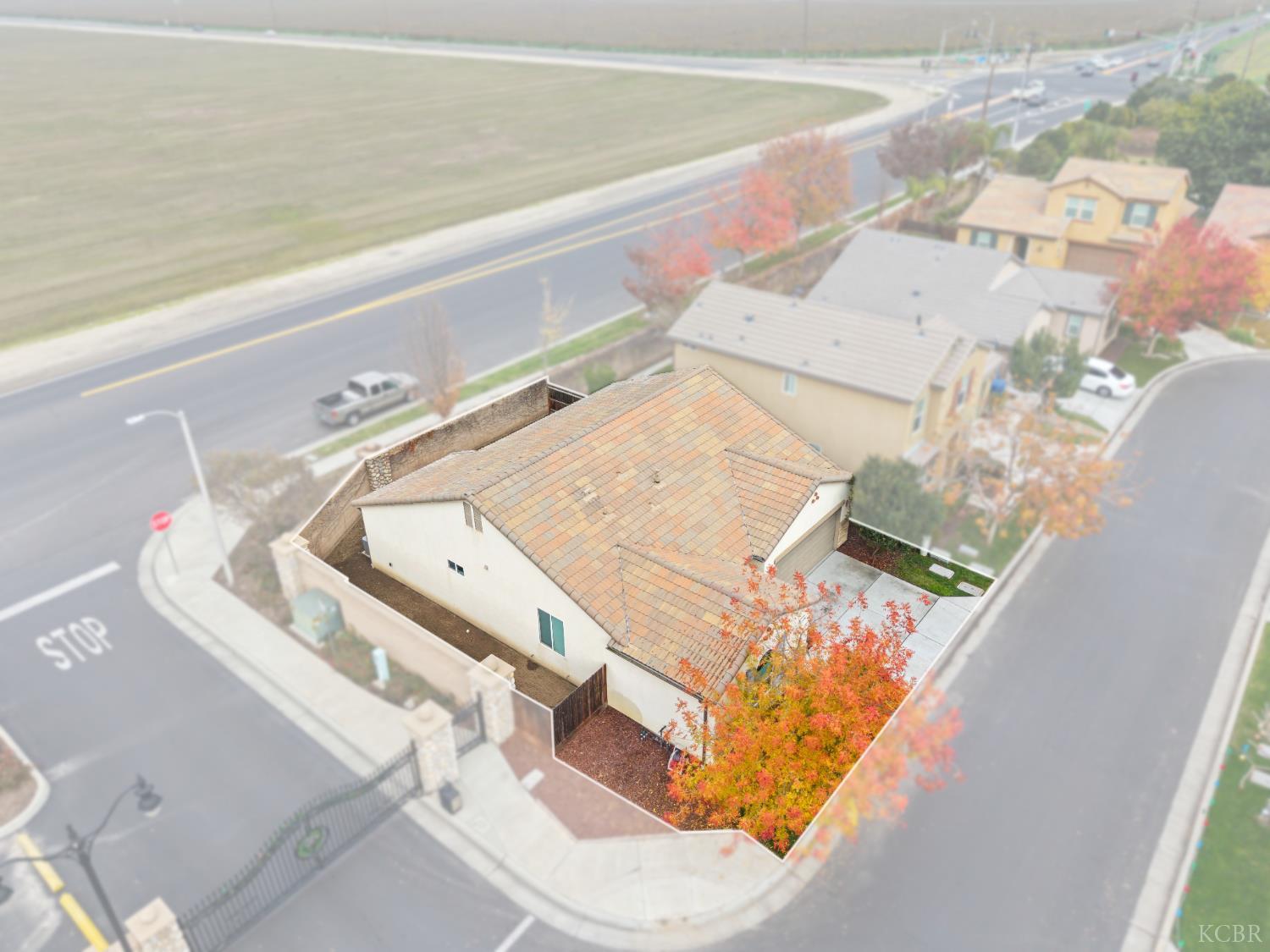 1798 Ambassador Way, Hanford, CA 93230