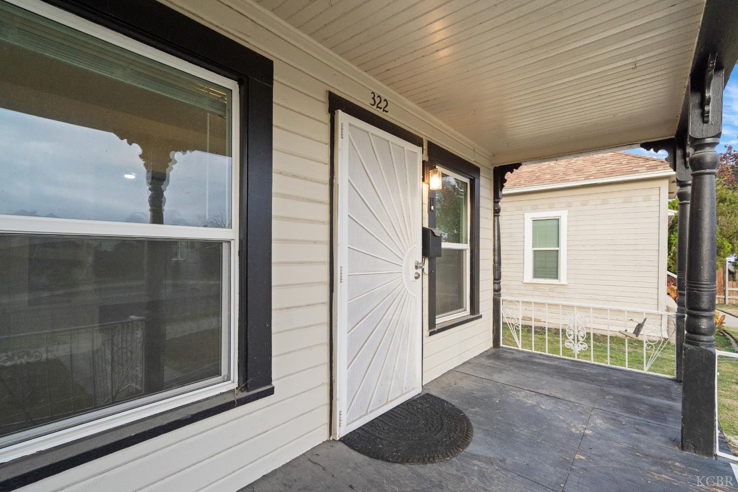 509 Kaweah St, Hanford, CA 93230