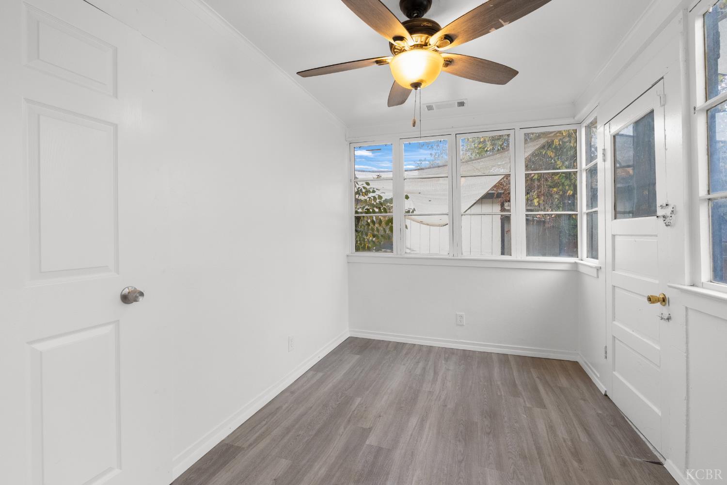 509 Kaweah St, Hanford, CA 93230