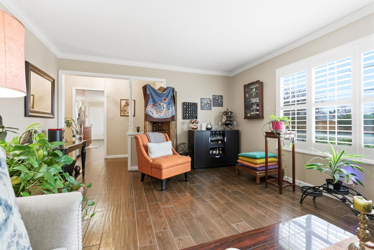 2710 Aspen St, Hanford, CA 93230