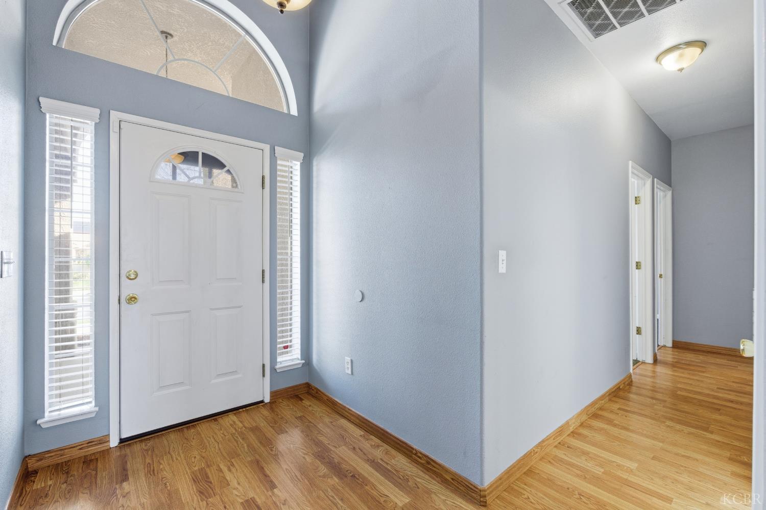 3178 Hickory Ct, Hanford, CA 93230