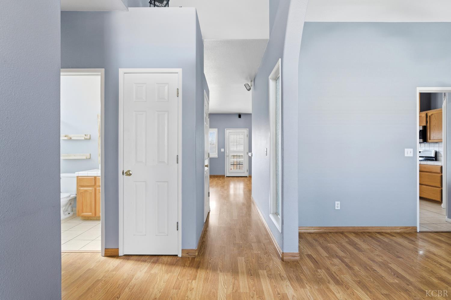 3178 Hickory Ct, Hanford, CA 93230