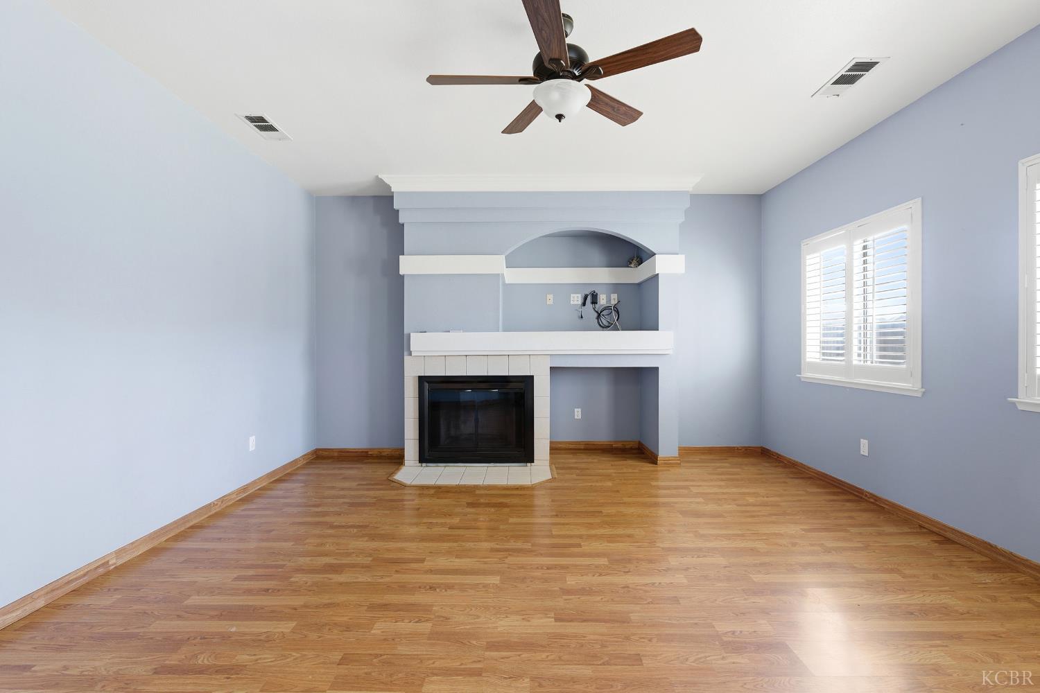 3178 Hickory Ct, Hanford, CA 93230