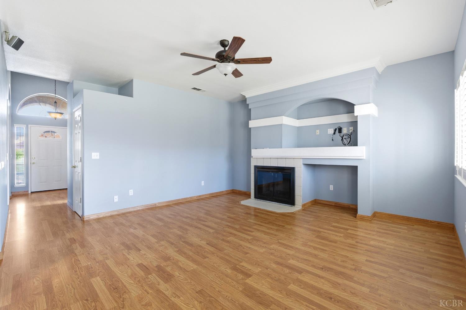 3178 Hickory Ct, Hanford, CA 93230