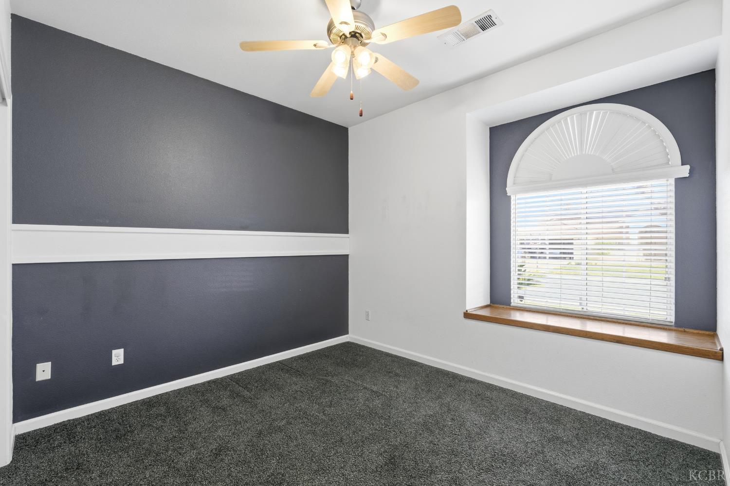 3178 Hickory Ct, Hanford, CA 93230