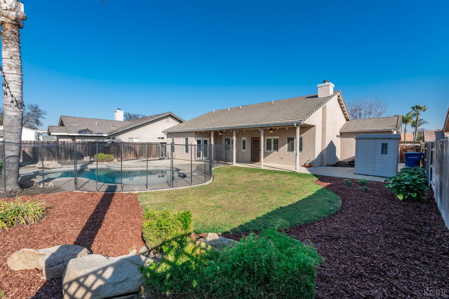 3178 Hickory Ct, Hanford, CA 93230
