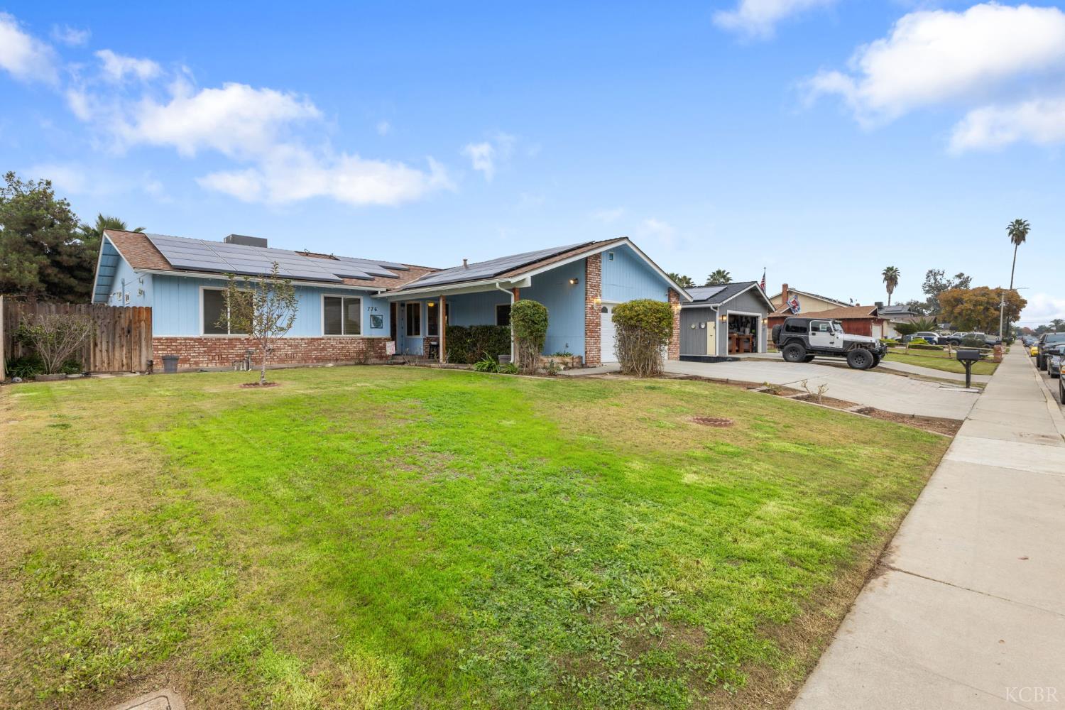 776 Cedar Lane, Lemoore, CA 93245