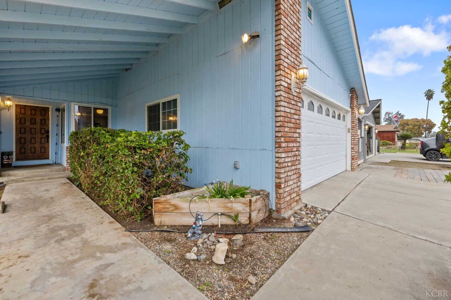 776 Cedar Lane, Lemoore, CA 93245