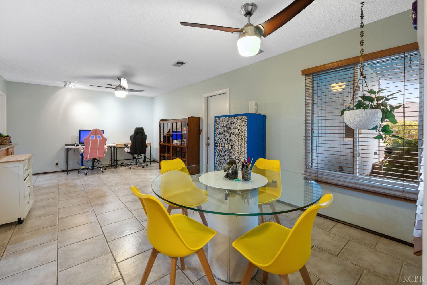 776 Cedar Lane, Lemoore, CA 93245