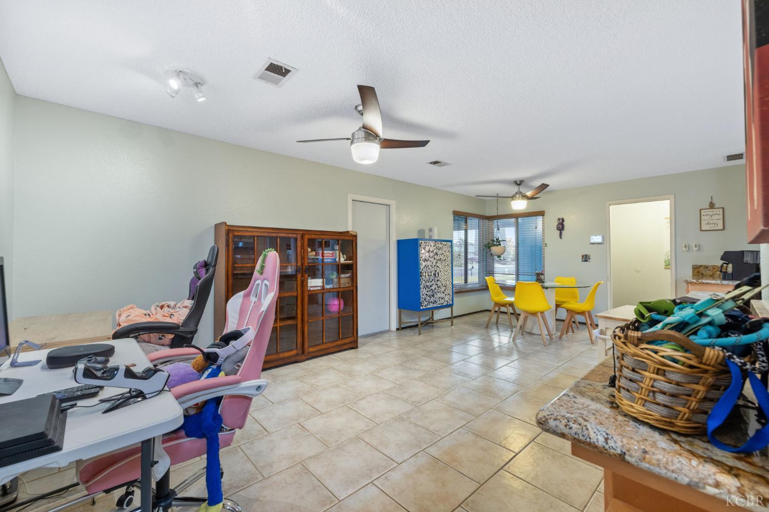 776 Cedar Lane, Lemoore, CA 93245